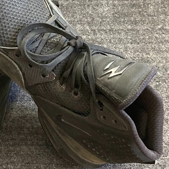 Nike Dangeruss Wilson 1 Shoes Russell Wilson Signature Shoes Release 2018